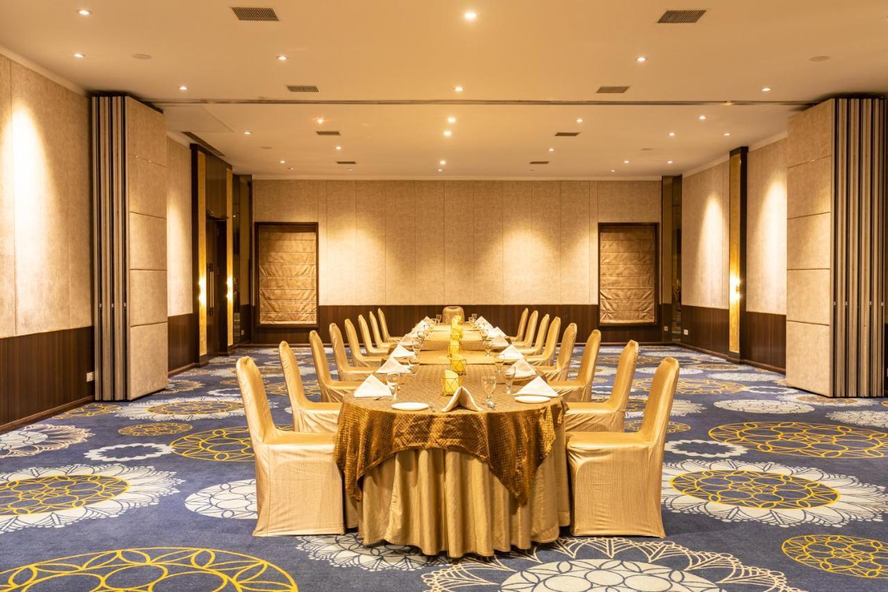 Kwality'S Motel Shiraz Bhopal Bagian luar foto